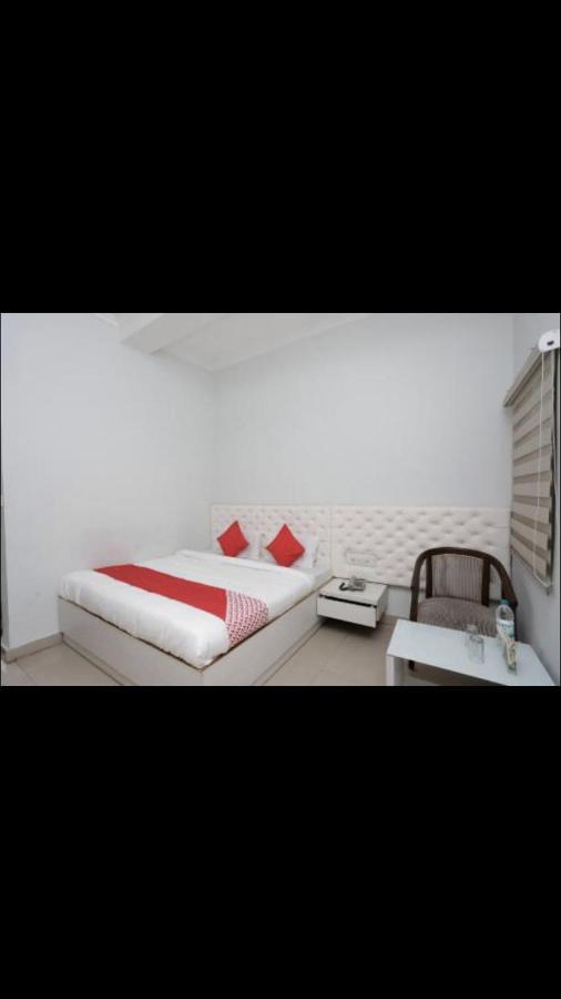 Hotel Valentine Muzaffarnagar Extérieur photo